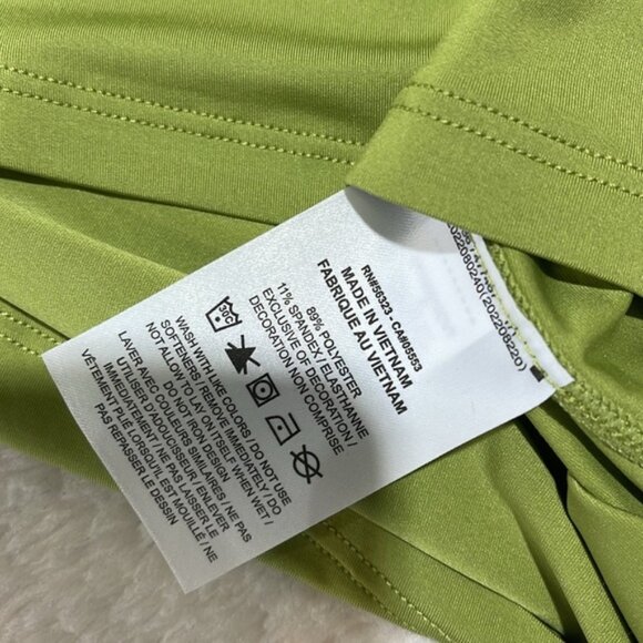 Nike One Classic Women's Dri-FIT Short-Sleeve Top - Picture 9 of 11